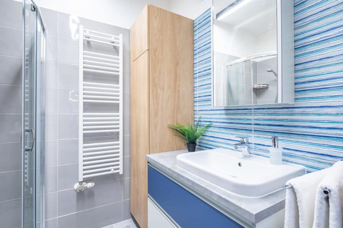 Brand New Central Flat Budapest Bagian luar foto